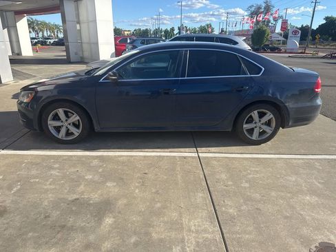 Used 2014 Volkswagen Passat 2.5 SE image 6