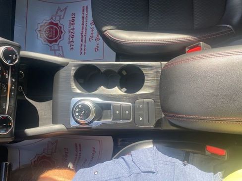 Used 2024 Ford Escape ST-Line image 24