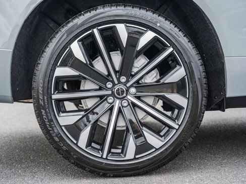 New 2026 Volvo XC60 B5 Ultra w/ Protection Package Premier AWD/4WD image 19