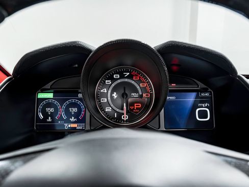 Used 2020 Ferrari Portofino RWD image 15