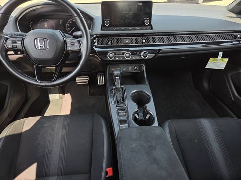 Certified 2025 Honda Civic Sport image 8