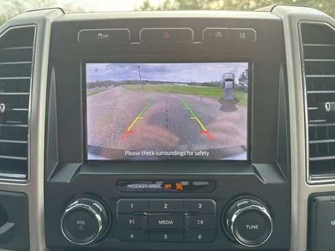 Used 2020 Ford F150 Lariat image 22