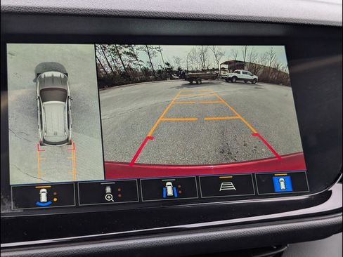 Used 2023 Buick Envision Avenir image 11