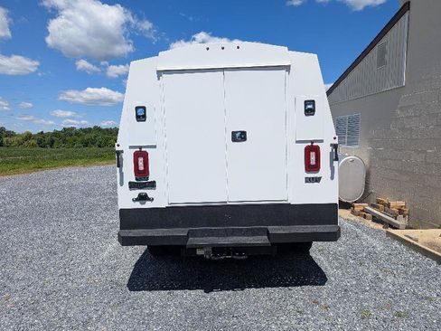 Used 2024 Chevrolet Silverado 3500 W/T w/ WT Convenience Package AWD/4WD image 9