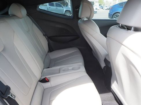 Used 2019 Hyundai Veloster Turbo Ultimate FWD image 17