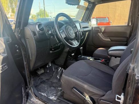 Used 2015 Jeep Wrangler Sport w/ Quick Order Package 24S AWD/4WD image 11