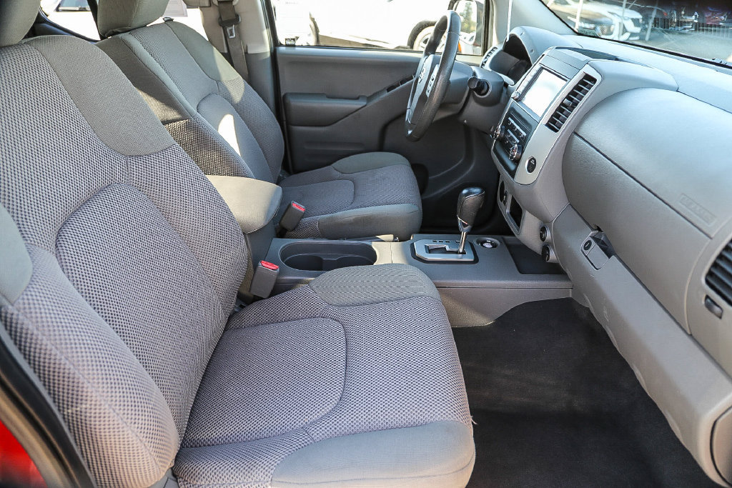 Used 2021 Nissan Frontier S RWD image 32