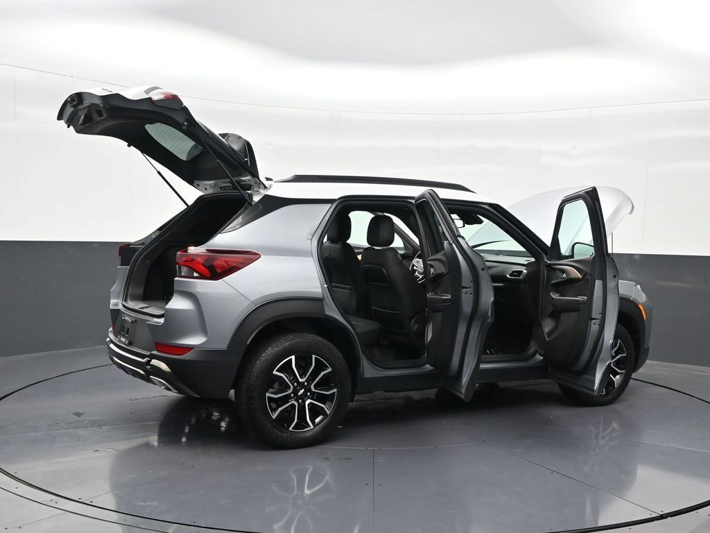 Used 2023 Chevrolet TrailBlazer ACTIV w/ Convenience Package FWD image 31