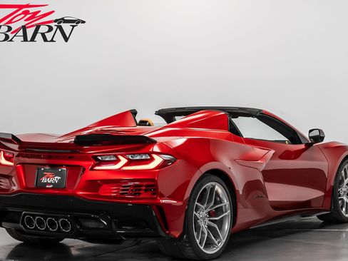 Used 2025 Chevrolet Corvette Z06 image 5