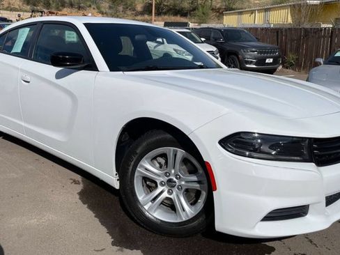 Used 2023 Dodge Charger SXT RWD image 1