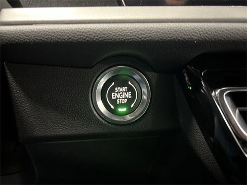 New 2025 Chevrolet Traverse LT w/ LPO, Floor Liner Package image 17