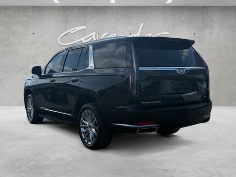 Certified 2023 Cadillac Escalade Premium Luxury w/ LPO, Floor Liner Package AWD/4WD image 16