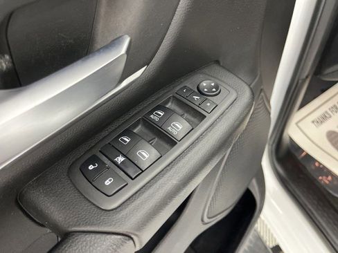 Used 2022 RAM 1500 Big Horn AWD/4WD image 31