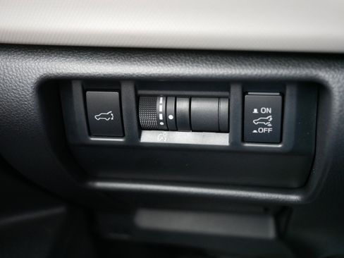 Used 2025 Subaru Forester Premium AWD/4WD image 26