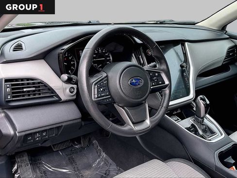 Used 2024 Subaru Outback Premium AWD/4WD image 18