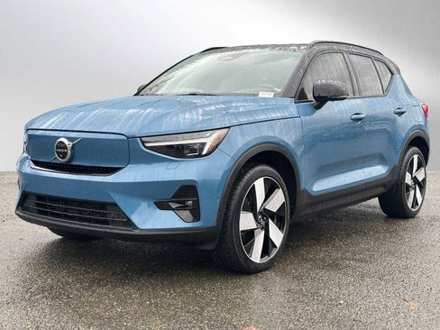 Certified 2023 Volvo XC40 Recharge Ultimate w/ Protection Package Premier image 7