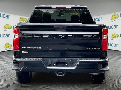 Used 2023 Chevrolet Silverado 1500 Custom AWD/4WD image 5