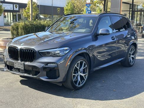 Used 2021 BMW X5 sDrive40i w/ M Sport Package RWD image 3