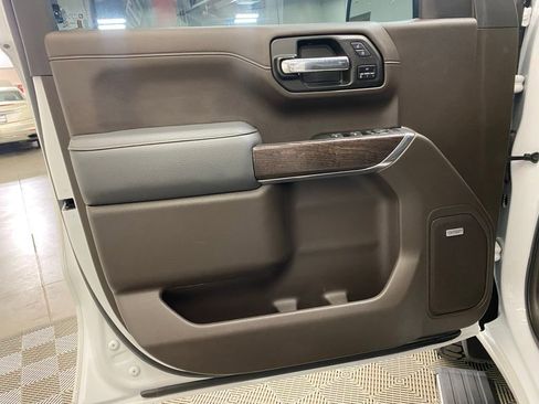 Used 2022 GMC Sierra 1500 Denali w/ Denali Premium Package image 22