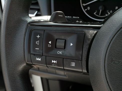 Used 2023 Nissan Rogue SV AWD/4WD image 27