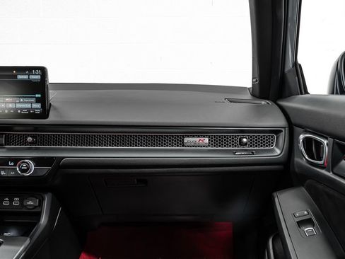 Used 2025 Honda Civic Type R image 18