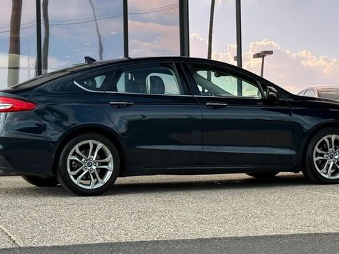 Used 2020 Ford Fusion SEL FWD image 13
