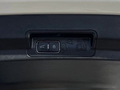 Certified 2023 Ford Explorer XLT w/ Equipment Group 202A image 11