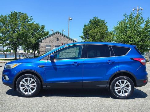 Used 2017 Ford Escape SE AWD/4WD image 4