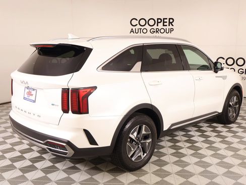 Used 2022 Kia Sorento EX w/ Panoramic Sunroof Package FWD image 23