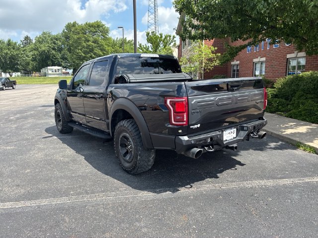 Used 2018 Ford F150 Raptor w/ Equipment Group 802A Luxury AWD/4WD image 9