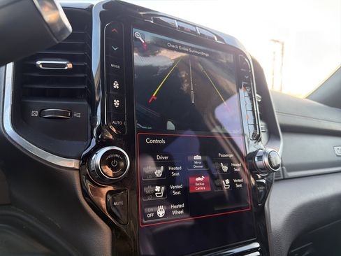 Used 2020 RAM 3500 Laramie image 21