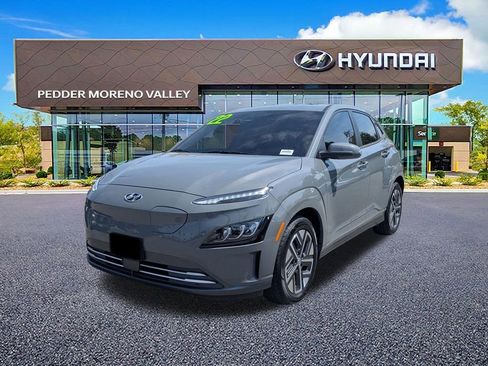 Certified 2022 Hyundai Kona Limited w/ Cargo Package image 7