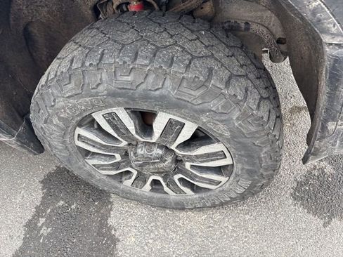 Used 2024 GMC Sierra 3500 Denali Ultimate image 9