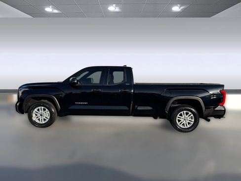 Used 2022 Toyota Tundra SR5 image 2