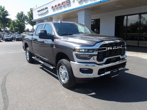 New 2025 RAM 2500 Tradesman image 2