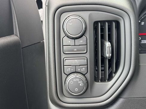New 2025 Chevrolet Silverado 3500 W/T image 9