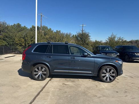 Certified 2023 Volvo XC90 B6 Ultimate w/ Protection Package Premier image 4