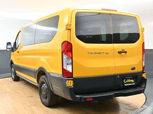 Used 2018 Ford Transit 150 XL RWD image 7