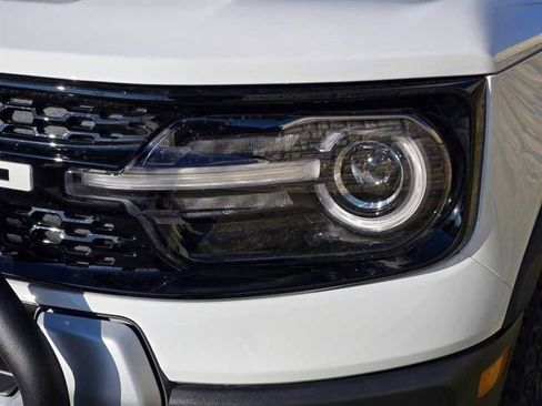 New 2025 Ford Bronco Sport Outer Banks w/ Sasquatch Outer Banks Package AWD/4WD image 5