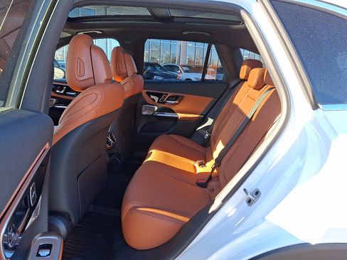 New 2026 Mercedes-Benz GLC 300 4MATIC image 8
