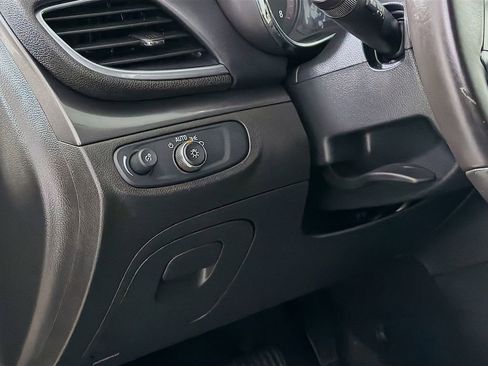 Used 2017 Buick Encore Preferred image 11