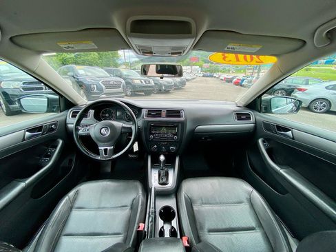 Used 2013 Volkswagen Jetta TDI FWD image 16