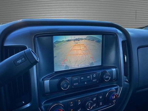 Used 2017 Chevrolet Silverado 1500 LT w/ LT Convenience Package AWD/4WD image 14