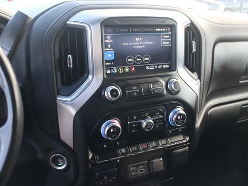 Used 2023 GMC Sierra 2500 SLE w/ SLE Value Package; AWD/4WD image 24