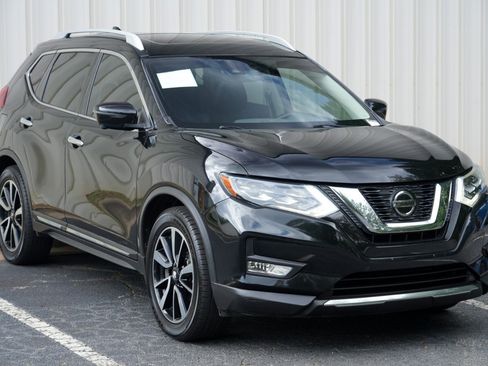 Used 2018 Nissan Rogue SL w/ Premium Package FWD image 54