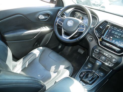 Used 2020 Jeep Cherokee Limited AWD/4WD image 9