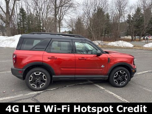 Used 2023 Ford Bronco Sport Outer Banks w/ Tech Package image 6