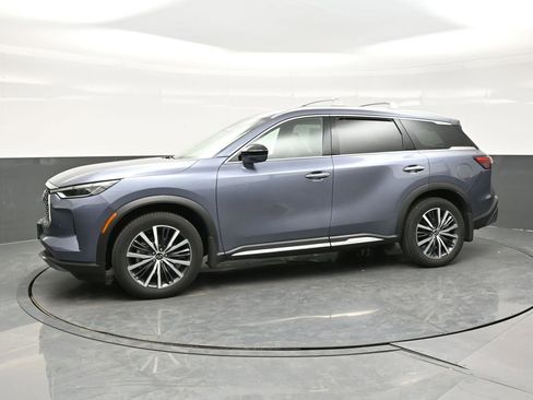 Certified 2025 INFINITI QX60 Sensory w/ Vision Package AWD/4WD image 3
