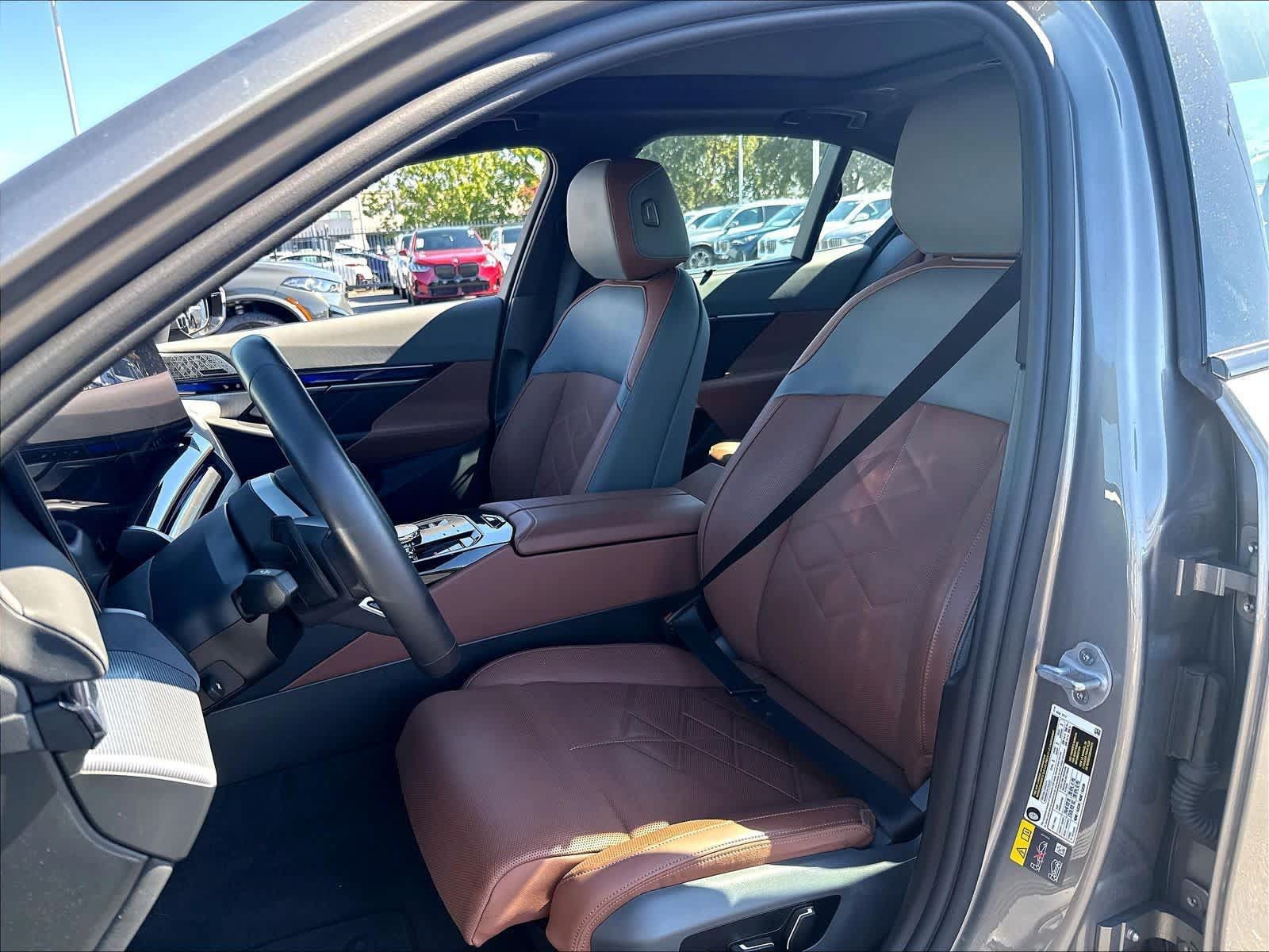 Used 2025 BMW i5 M60 w/ Executive Package AWD/4WD image 24