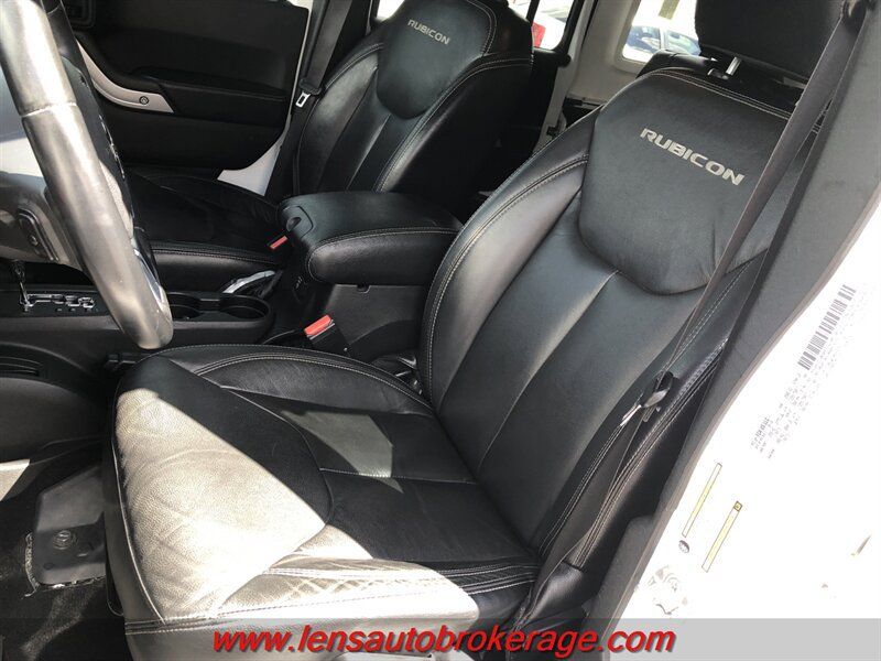 Used 2016 Jeep Wrangler Unlimited Rubicon AWD/4WD image 26